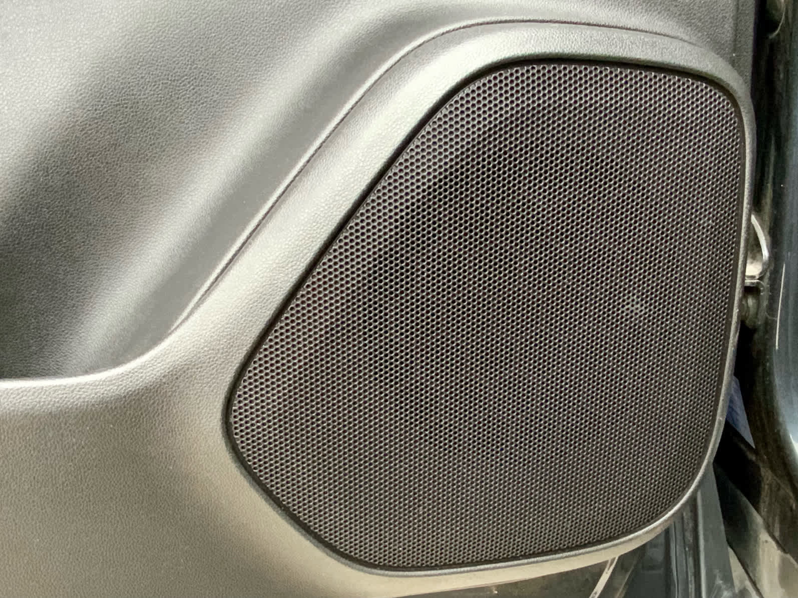 Used 2022 Chevrolet Blazer LT image 58