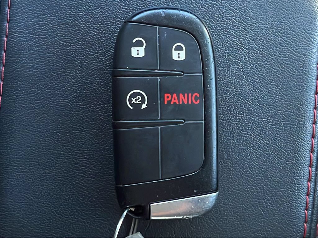 Used 2023 Jeep Renegade Trailhawk AWD/4WD image 28
