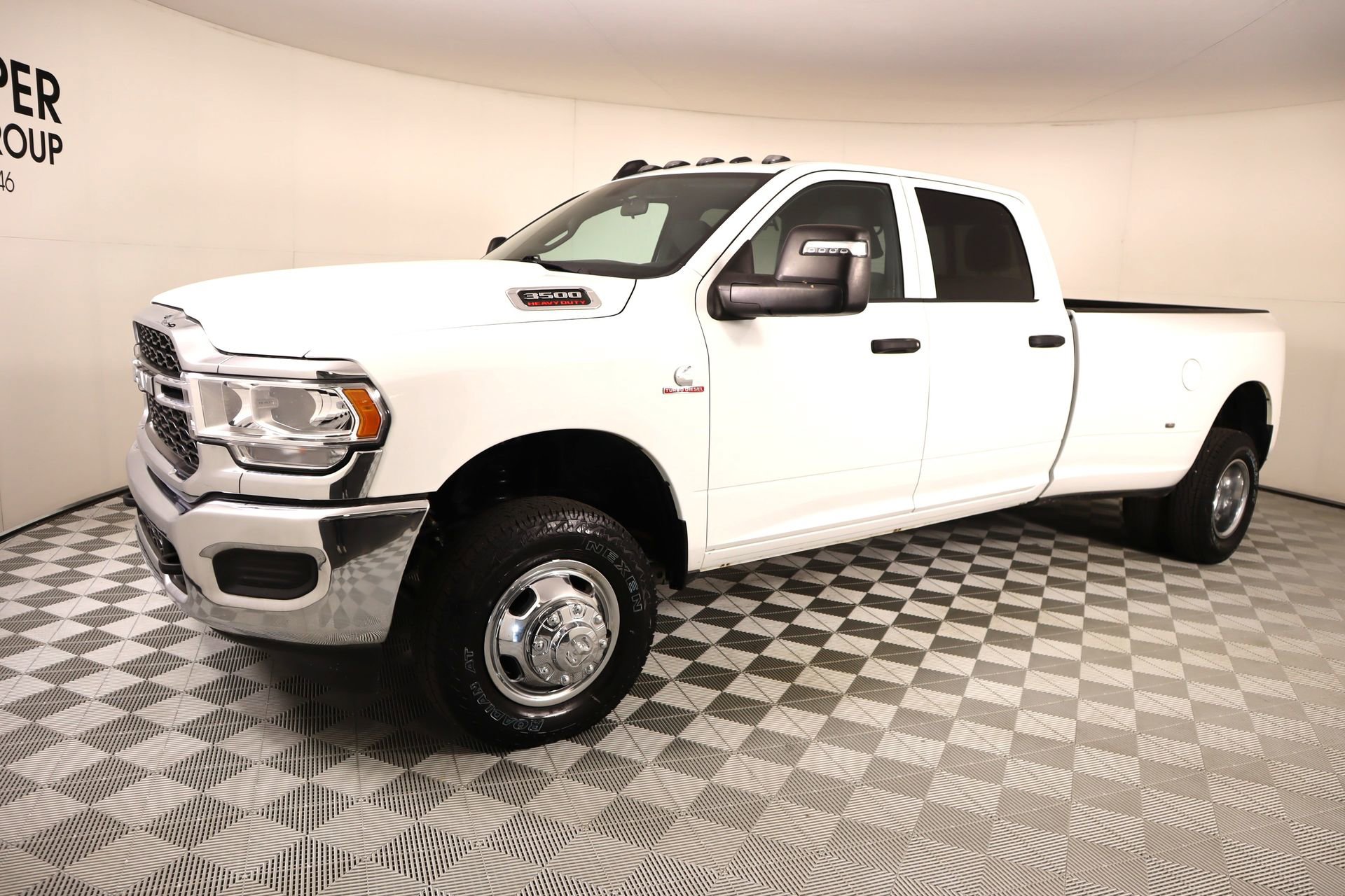Used 2024 RAM 3500 Tradesman w/ Chrome Appearance Group image 9