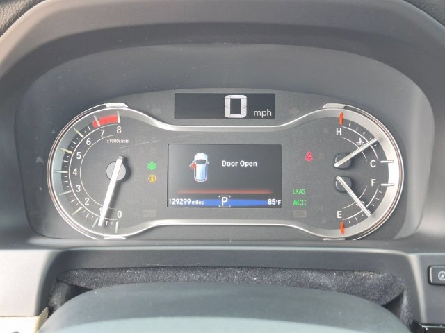 Used 2016 Honda Pilot Touring image 18