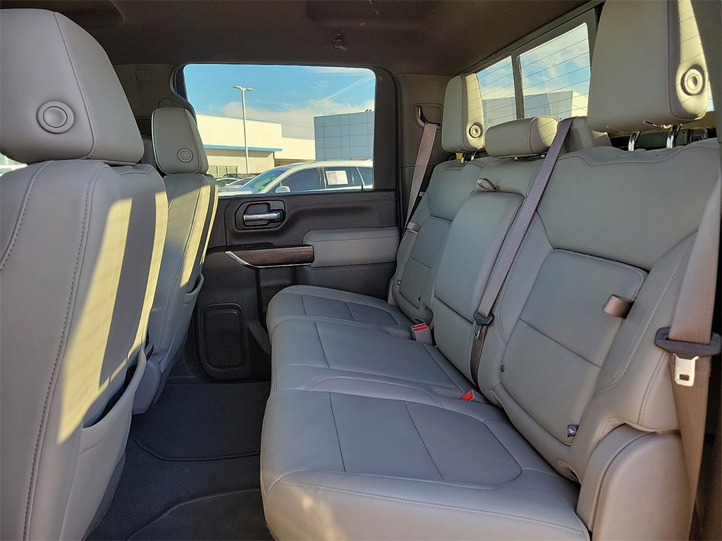 Used 2020 GMC Sierra 3500 SLT image 16