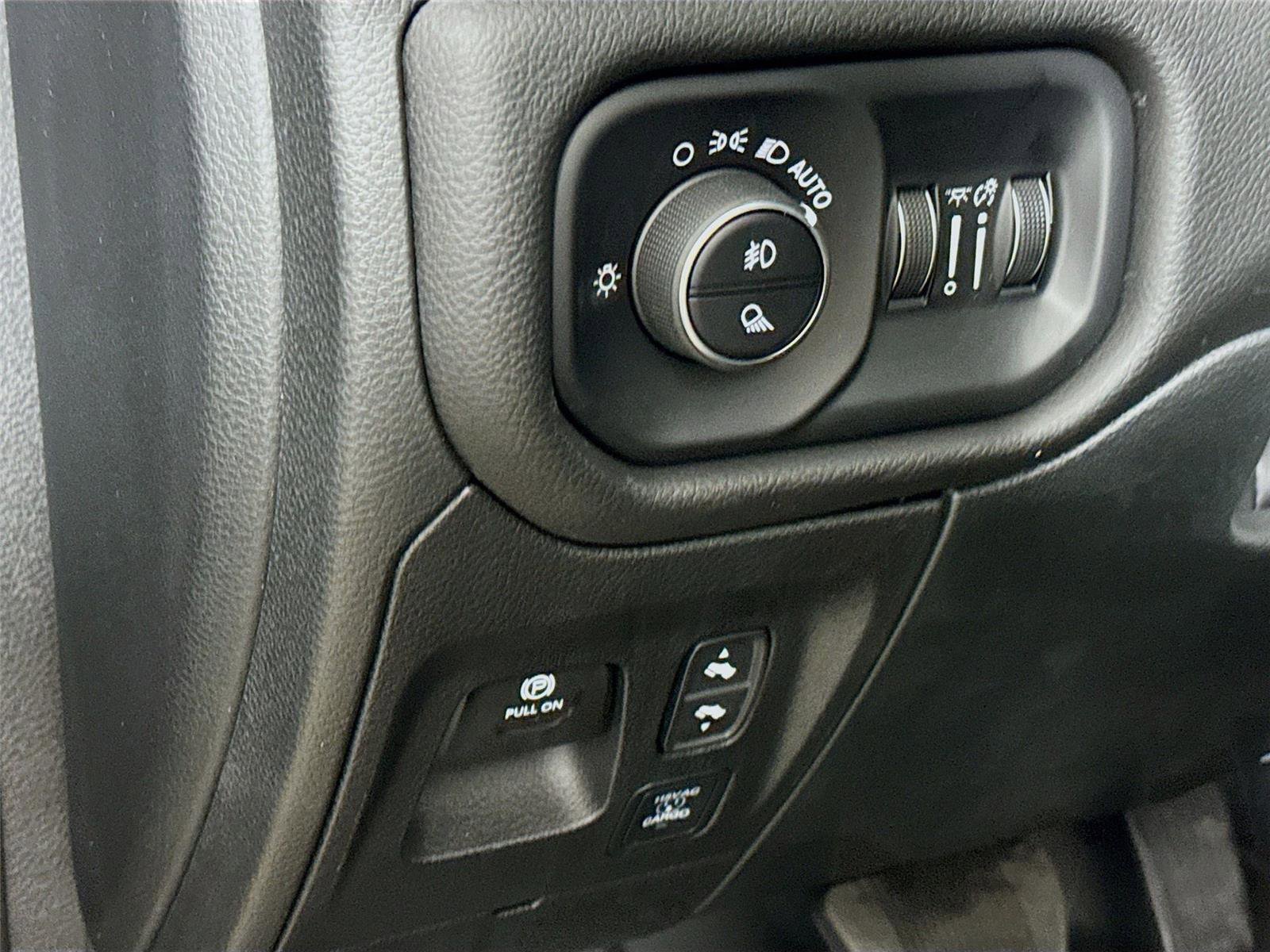 Used 2025 RAM 1500 Big Horn image 4