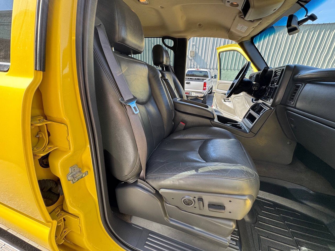 Used 2007 Chevrolet Silverado 2500 LT w/ Heavy-Duty Power Package AWD/4WD image 34
