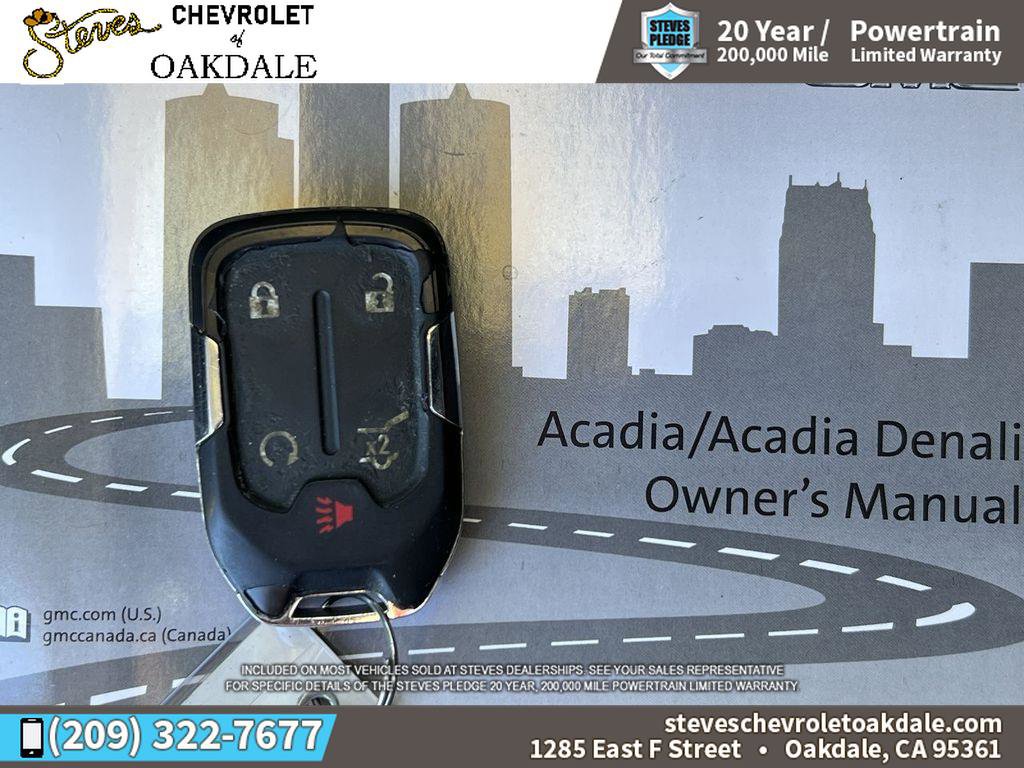 Certified 2019 GMC Acadia Denali w/ Technology Package image 40