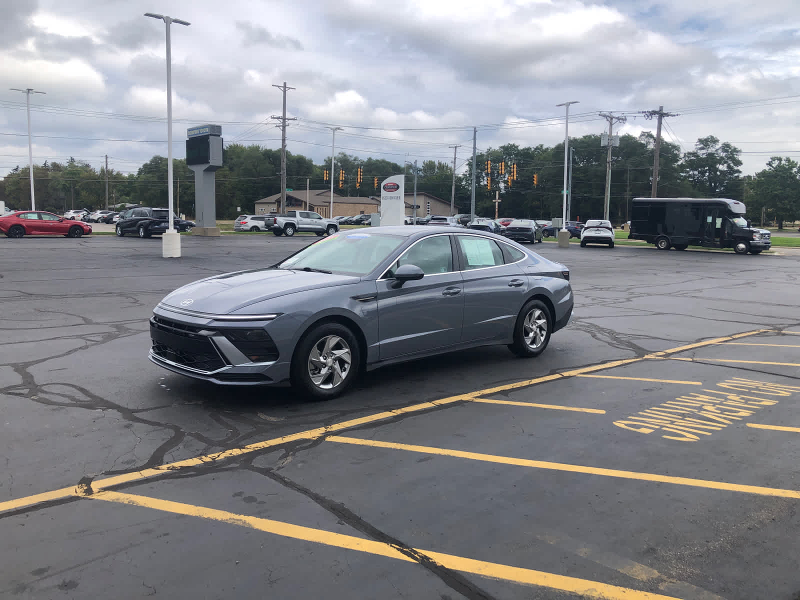 Certified 2025 Hyundai Sonata SE FWD image 4