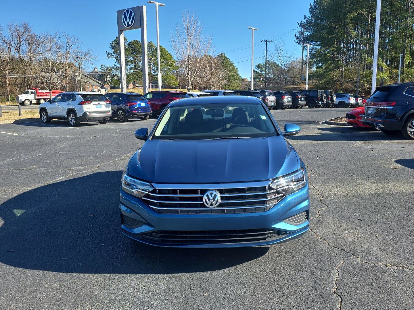 Used 2019 Volkswagen Jetta S w/ Driver Assistance Package image 2