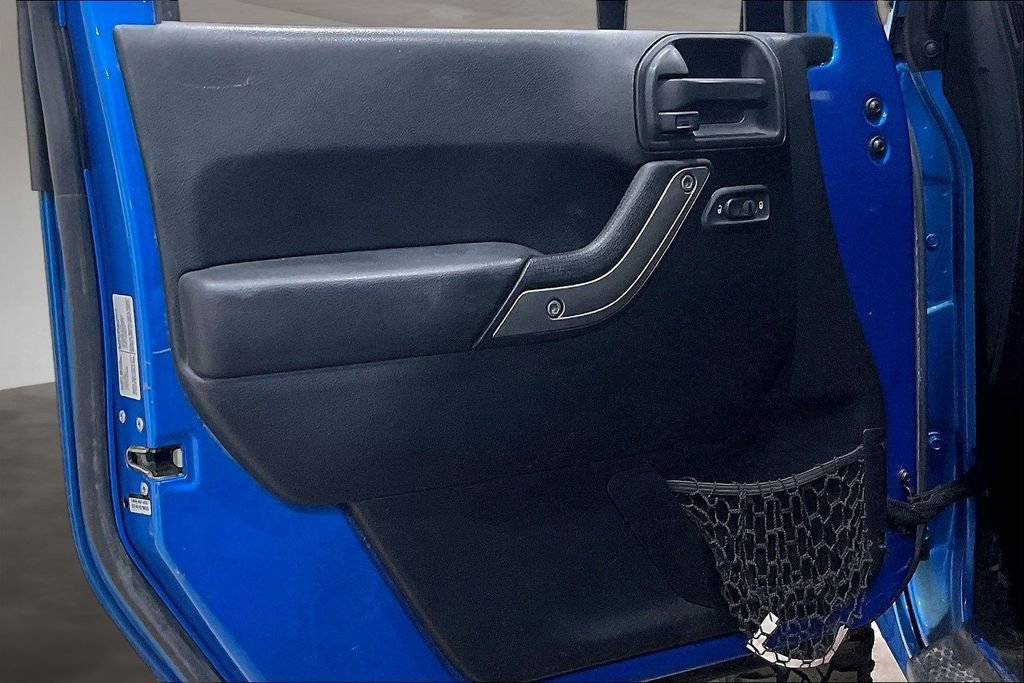 Used 2015 Jeep Wrangler Unlimited Sport w/ Power Convenience Group image 21