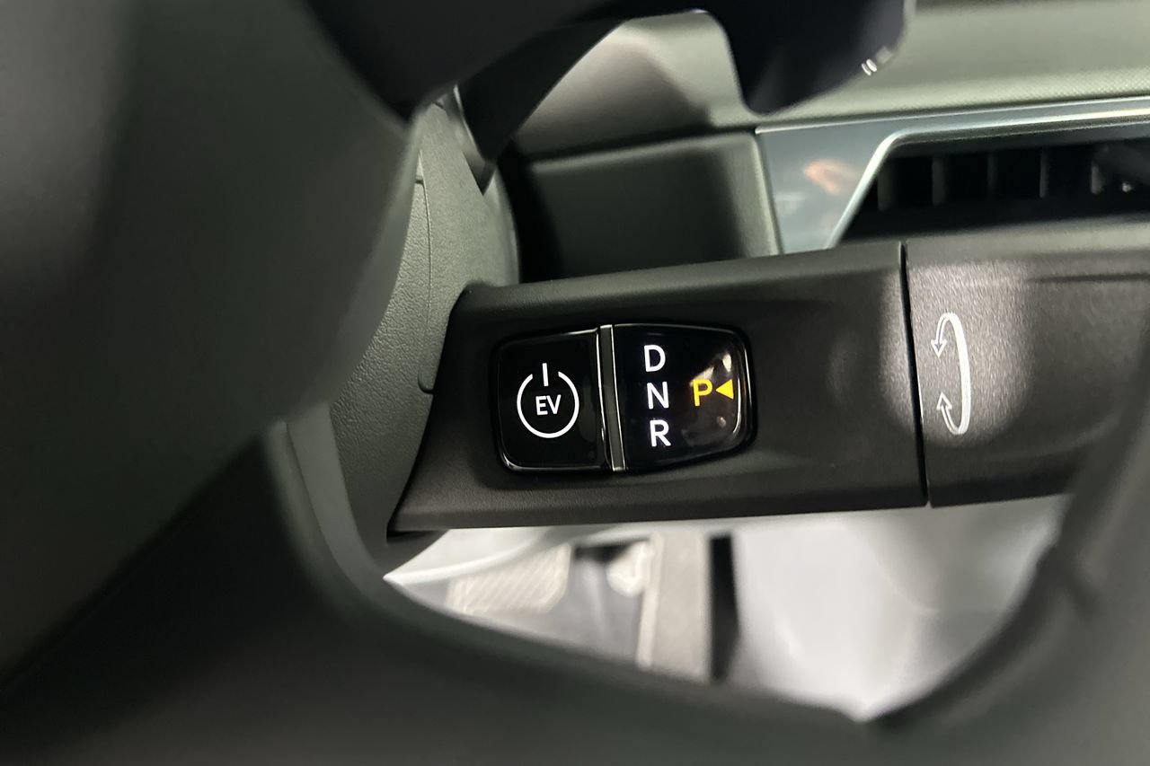New 2027 Kia EV9 Land AWD/4WD image 8