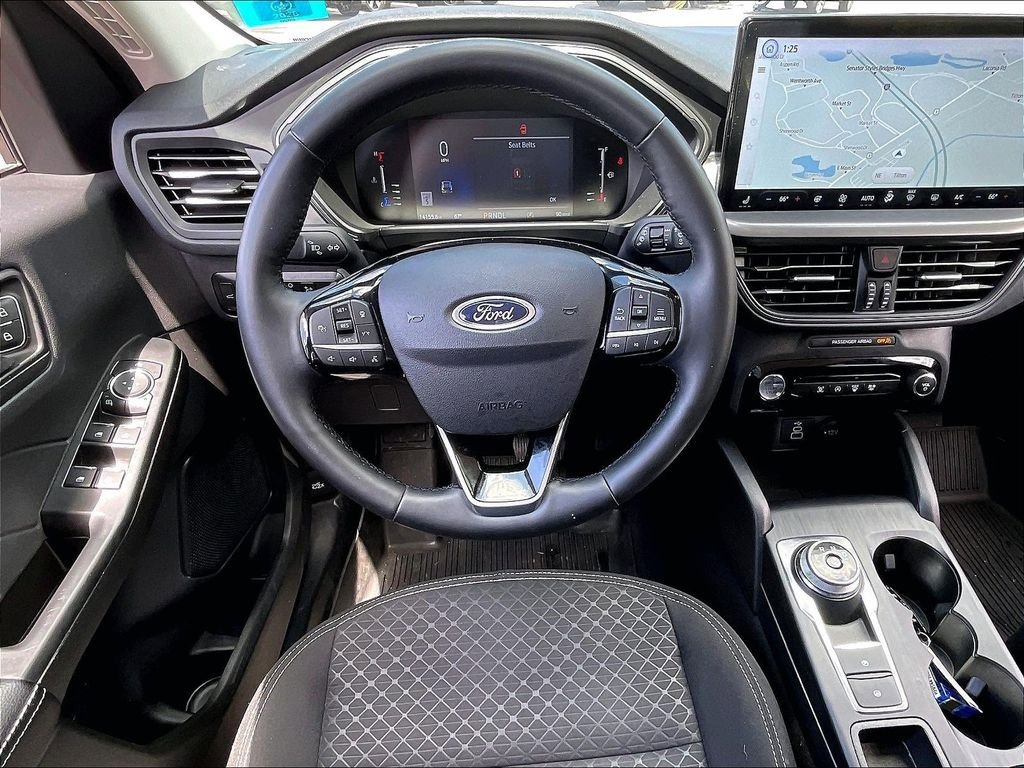 Used 2024 Ford Escape Active w/ Tech Pack #1 AWD/4WD image 16