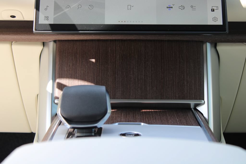 New 2026 Land Rover Range Rover SE AWD/4WD image 18