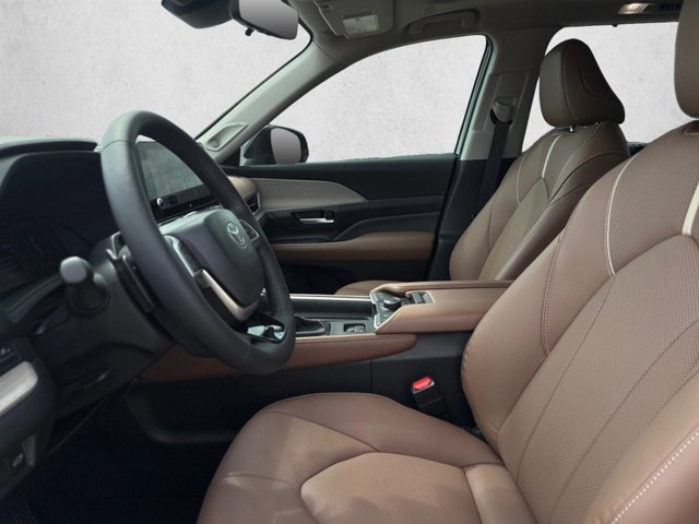 New 2026 Toyota Grand Highlander AWD image 17