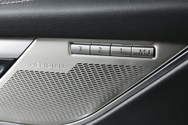 Used 2024 Jaguar F-PACE R-Dynamic S image 24