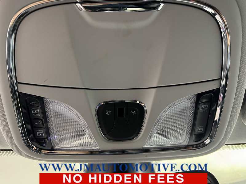 Used 2019 Jeep Cherokee Limited image 42