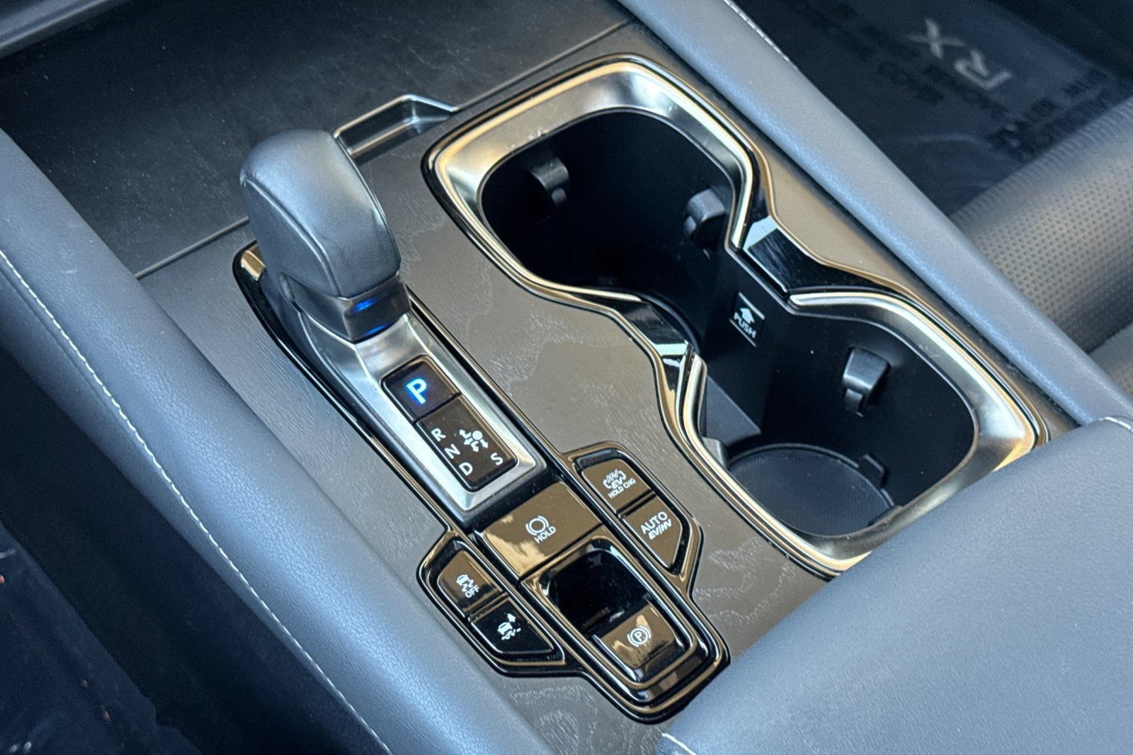 Used 2024 Lexus RX 450h AWD w/ Convenience Package image 22