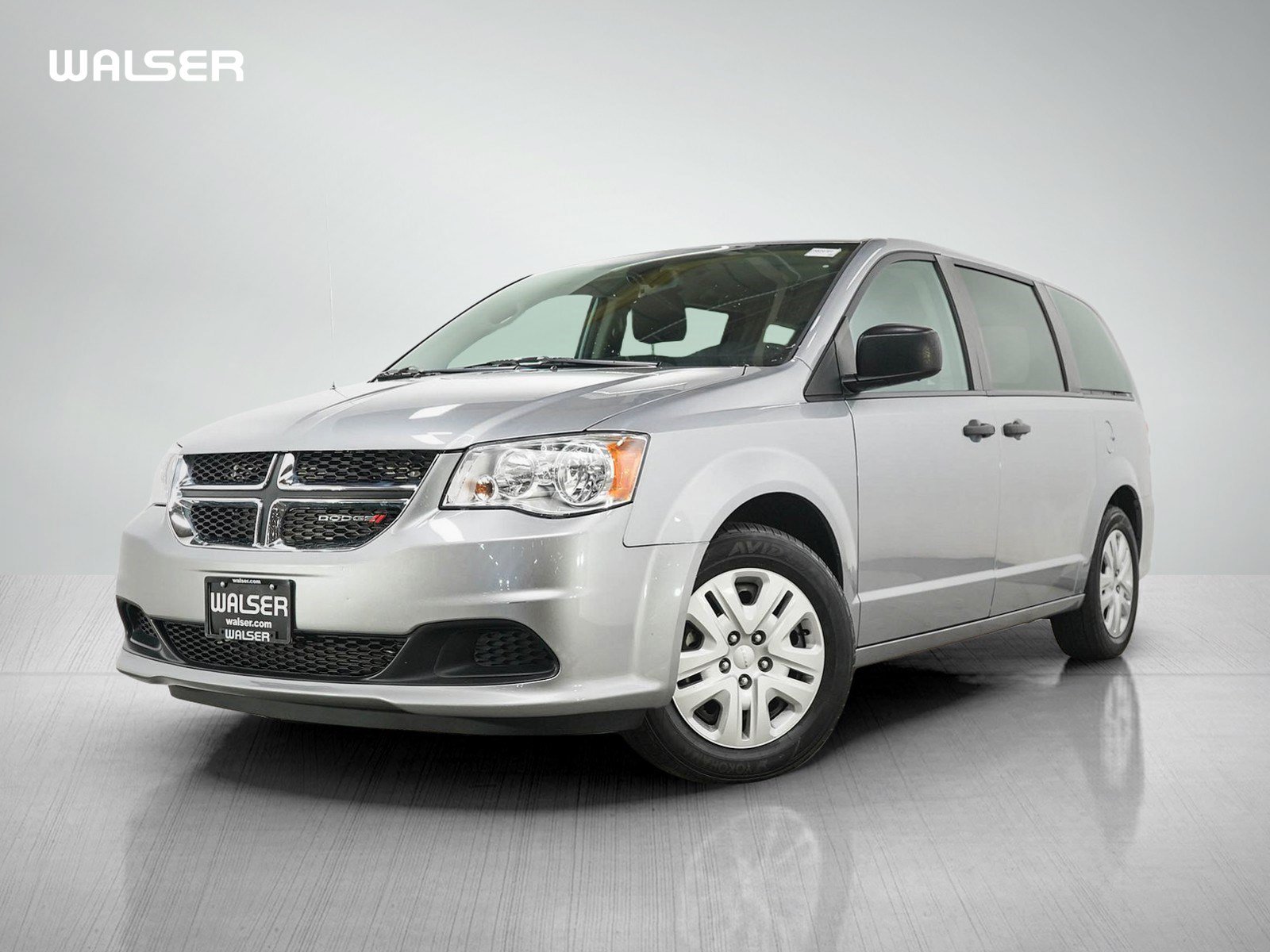 Used 2020 Dodge Grand Caravan SE w/ UConnect Hands-Free Group FWD image 1