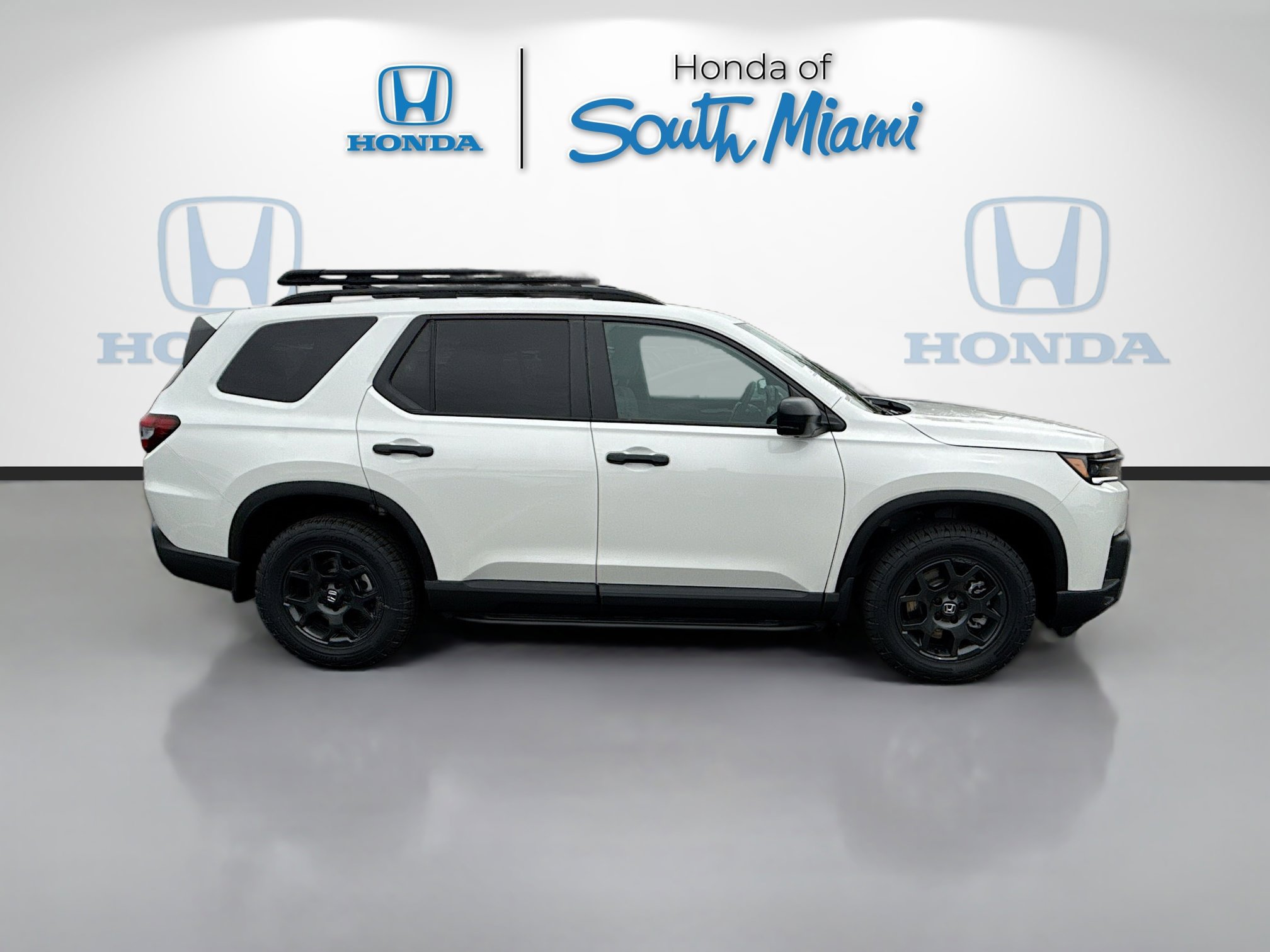 New 2026 Honda Pilot TrailSport image 8