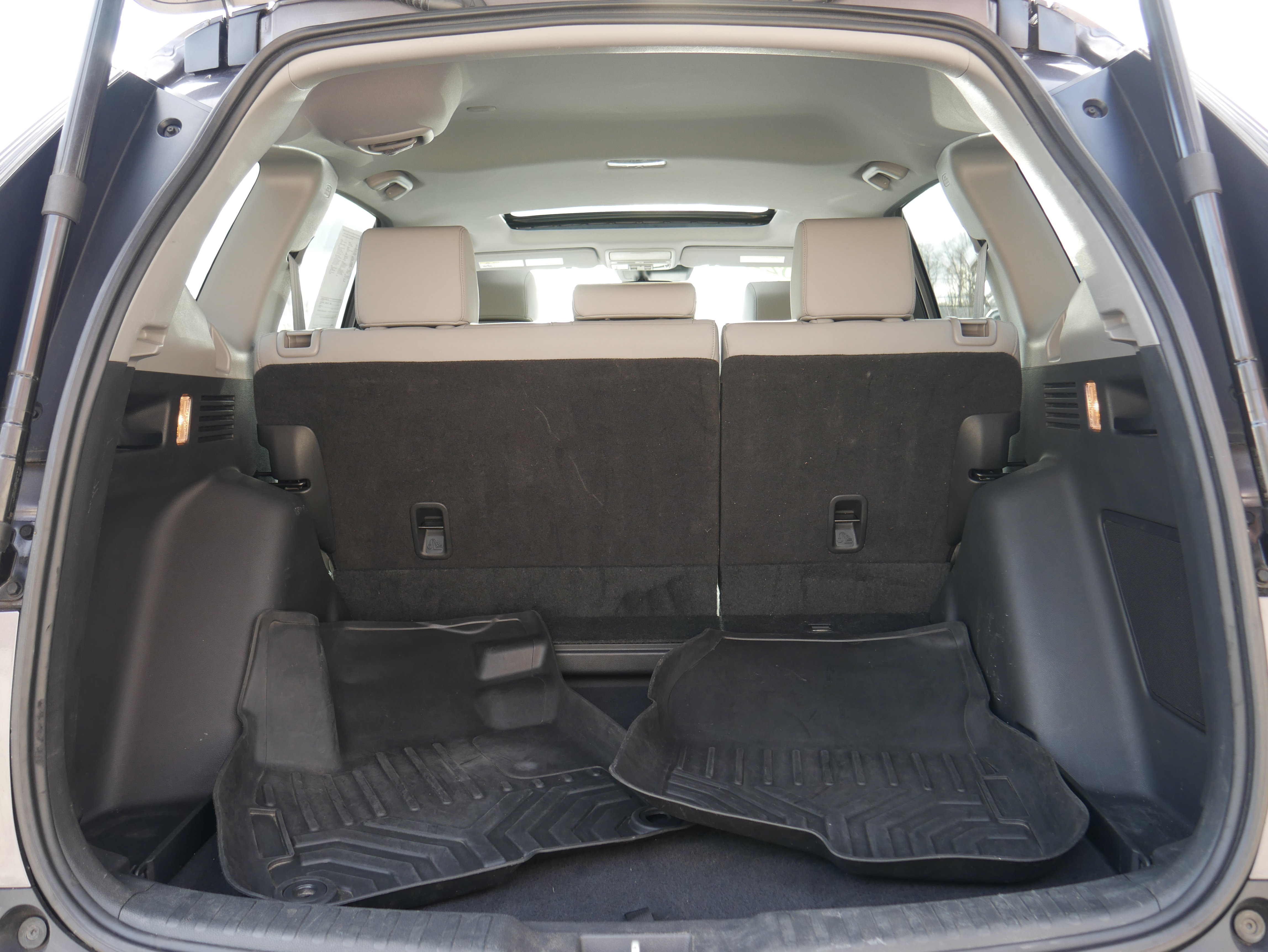 Used 2021 Honda CR-V Touring image 6