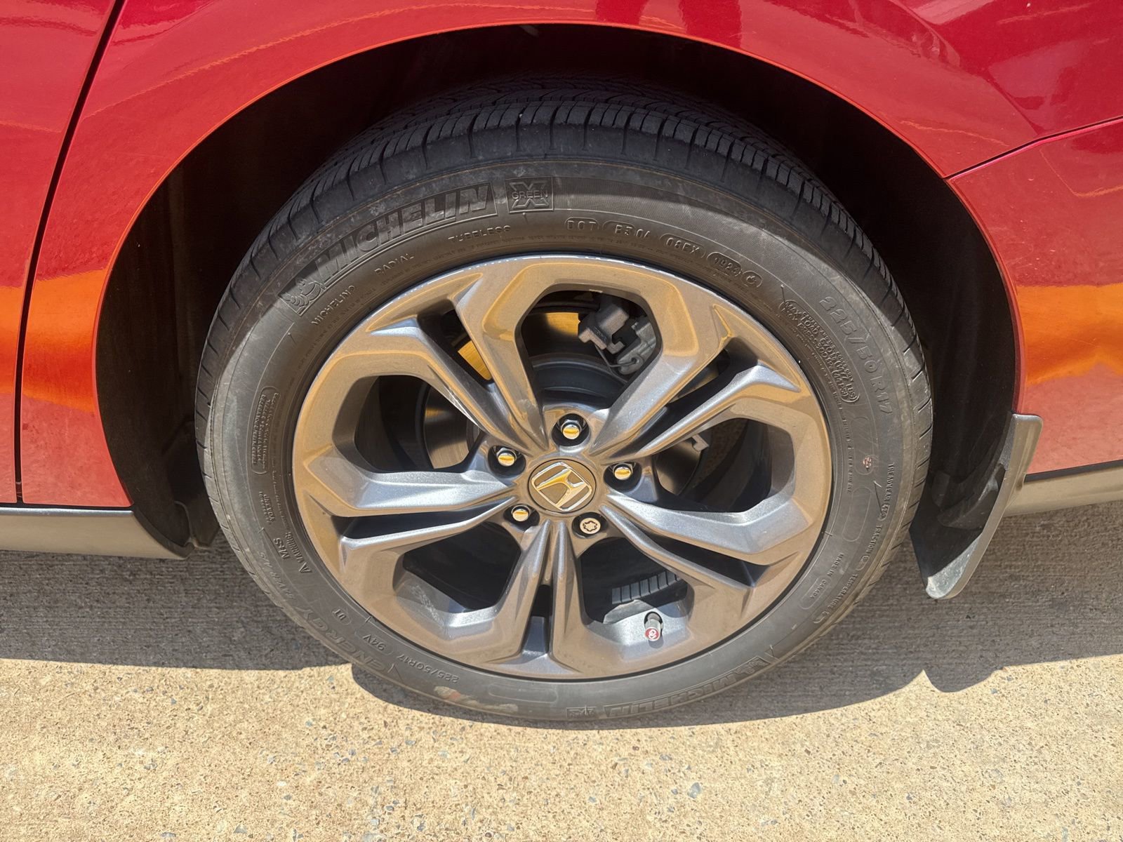 Used 2023 Honda Accord EX image 12