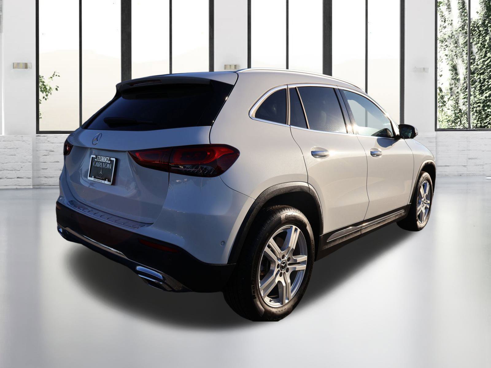 Certified 2023 Mercedes-Benz GLA 250 w/ Premium Package image 5