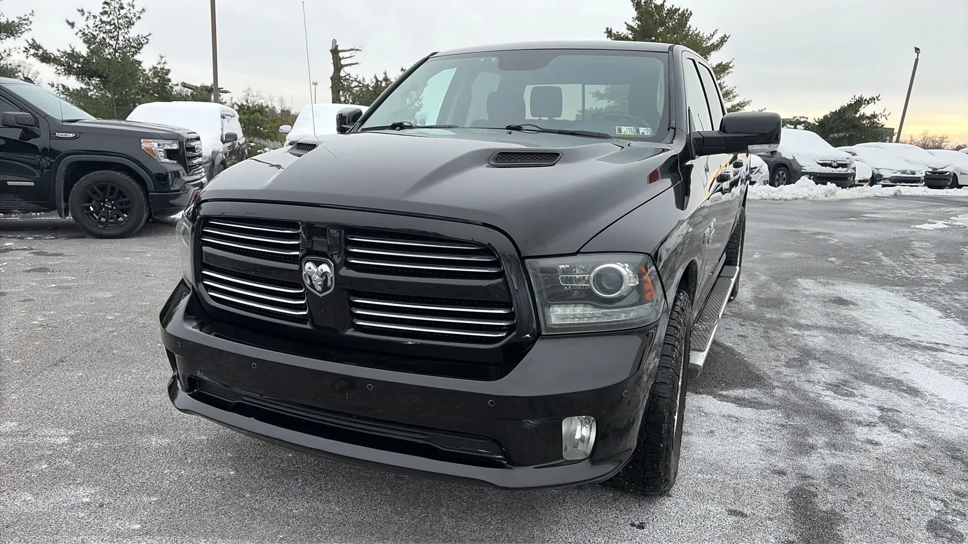 Used 2015 RAM 1500 Sport w/ Convenience Group image 18