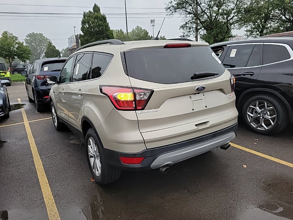 Used 2018 Ford Escape SE AWD/4WD image 4