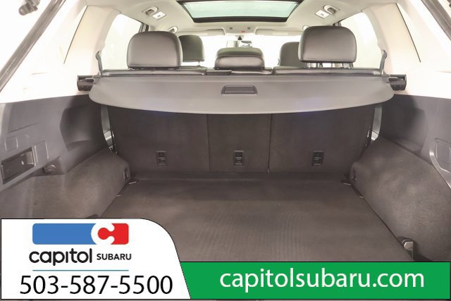 Used 2018 Volkswagen Tiguan SEL AWD/4WD image 27
