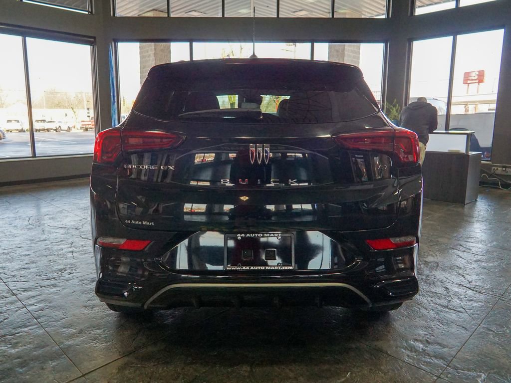 Used 2024 Buick Encore GX Sport Touring image 4