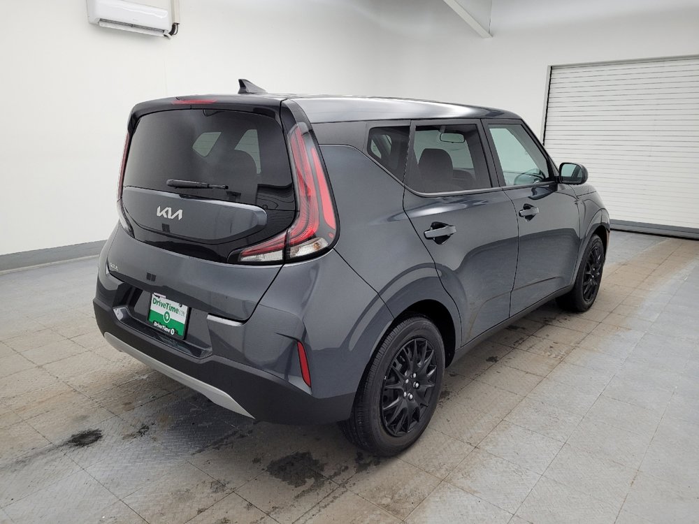 Used 2024 Kia Soul LX image 9