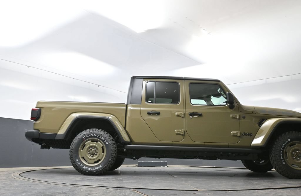 New 2026 Jeep Gladiator Willys AWD/4WD image 36