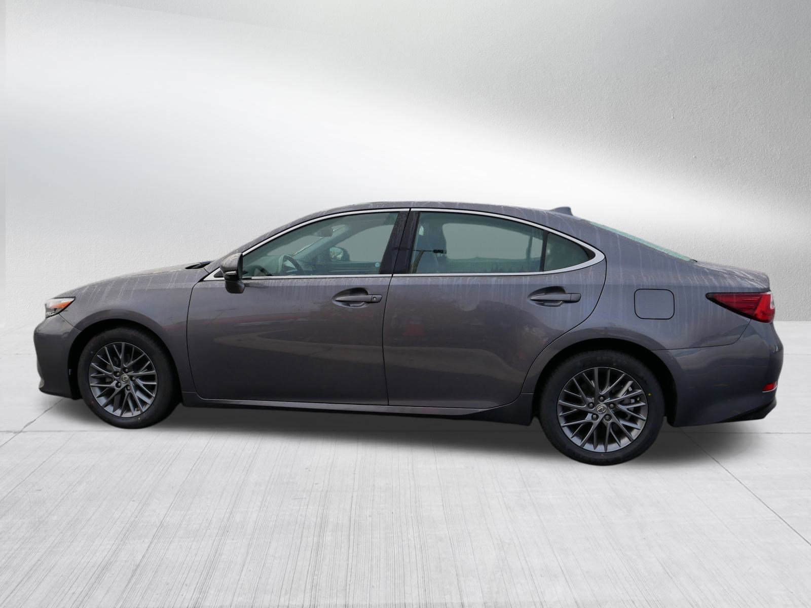 Used 2018 Lexus ES 350 w/ Premier Package image 4