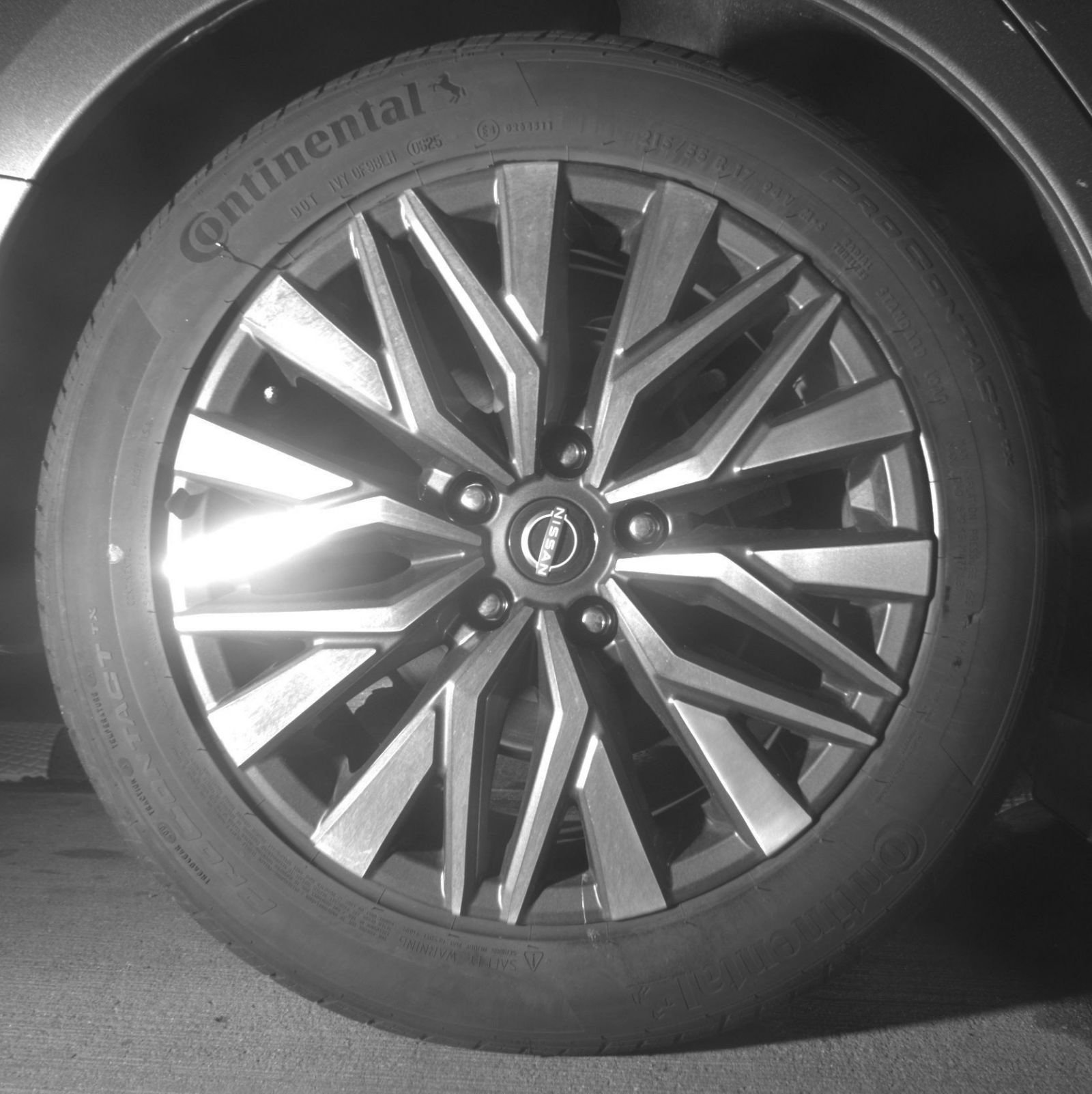 Used 2025 Nissan Altima 2.5 SV FWD image 18
