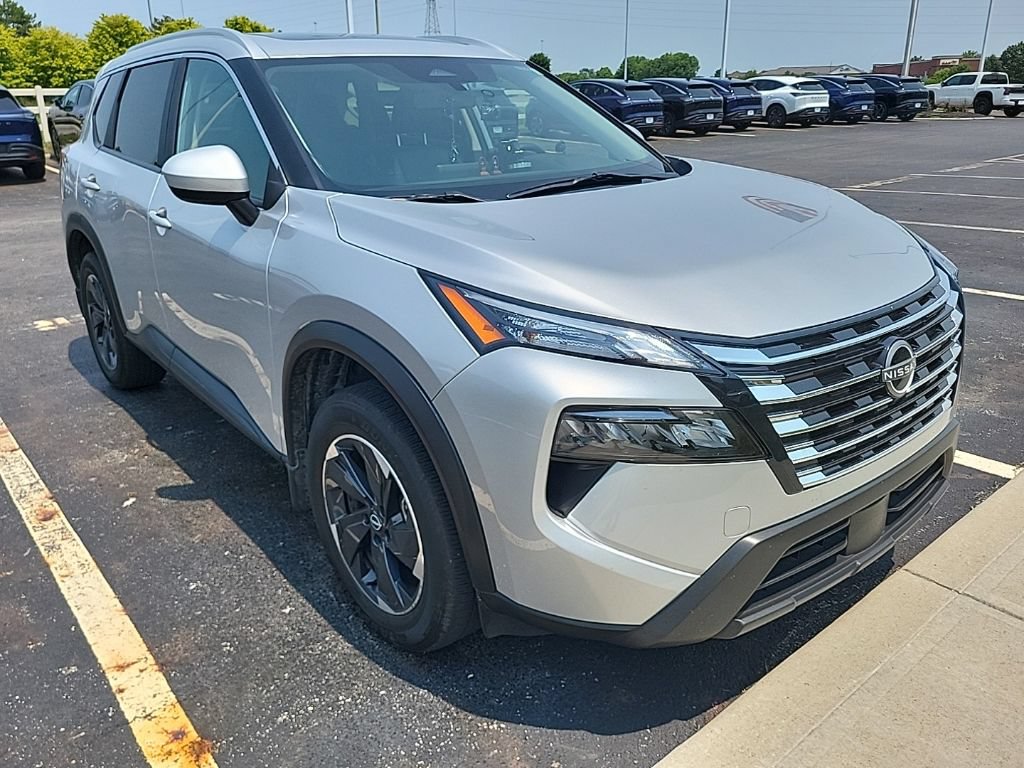 Certified 2024 Nissan Rogue SV w/ SV Premium Package AWD/4WD image 1