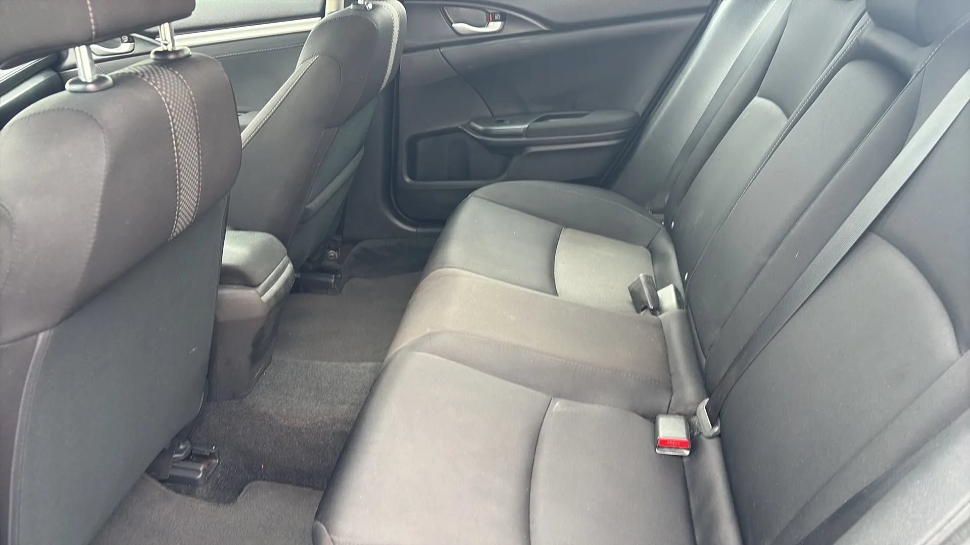 Used 2020 Honda Civic EX image 9