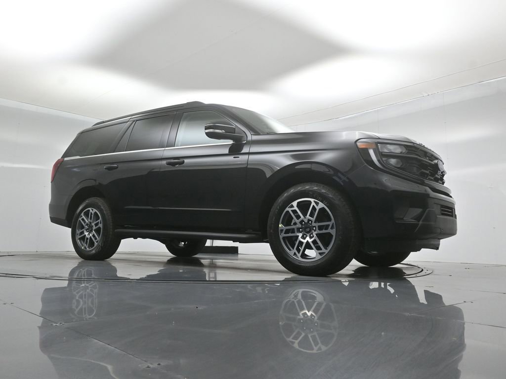 New 2026 Ford Expedition Active AWD/4WD image 3