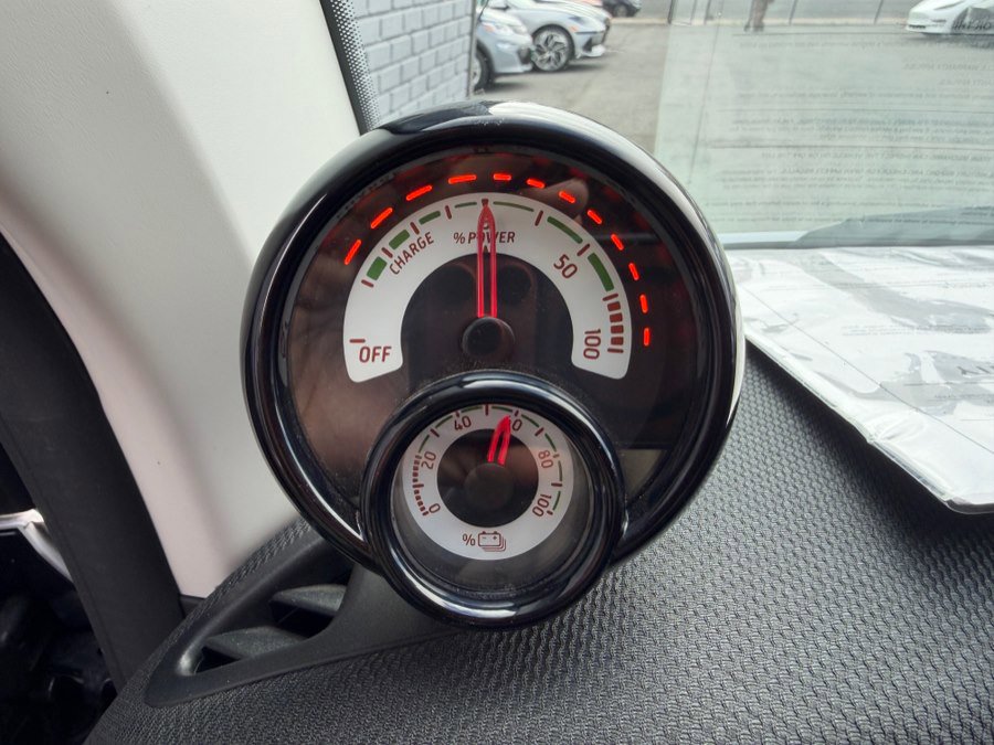 Used 2017 smart fortwo electric drive image 13