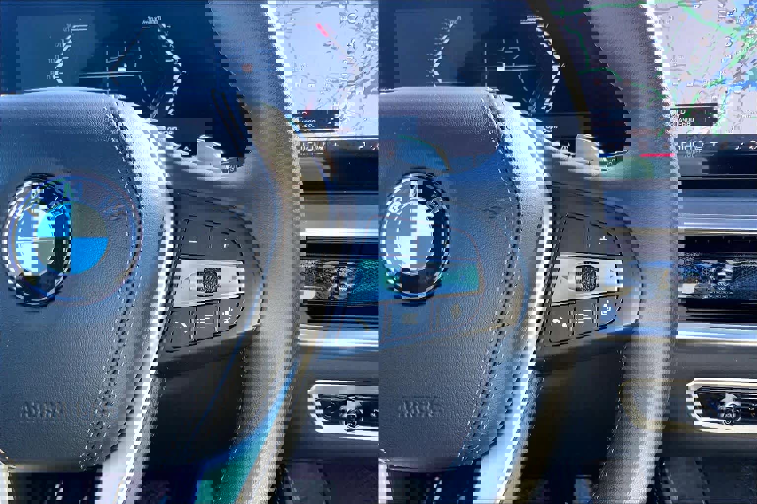 Certified 2025 BMW X5 xDrive40i w/ Premium Package image 24