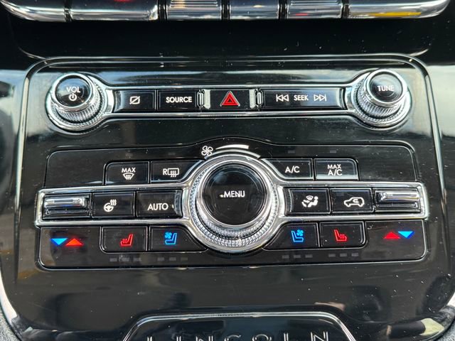 Used 2022 Lincoln Corsair AWD w/ Premium Package image 27