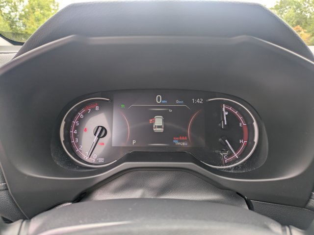 Used 2024 Toyota RAV4 LE AWD/4WD image 24