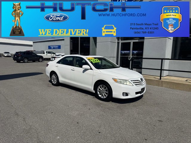 Used 2011 Toyota Camry XLE w/ SE/XLE Extra-Value Pkg