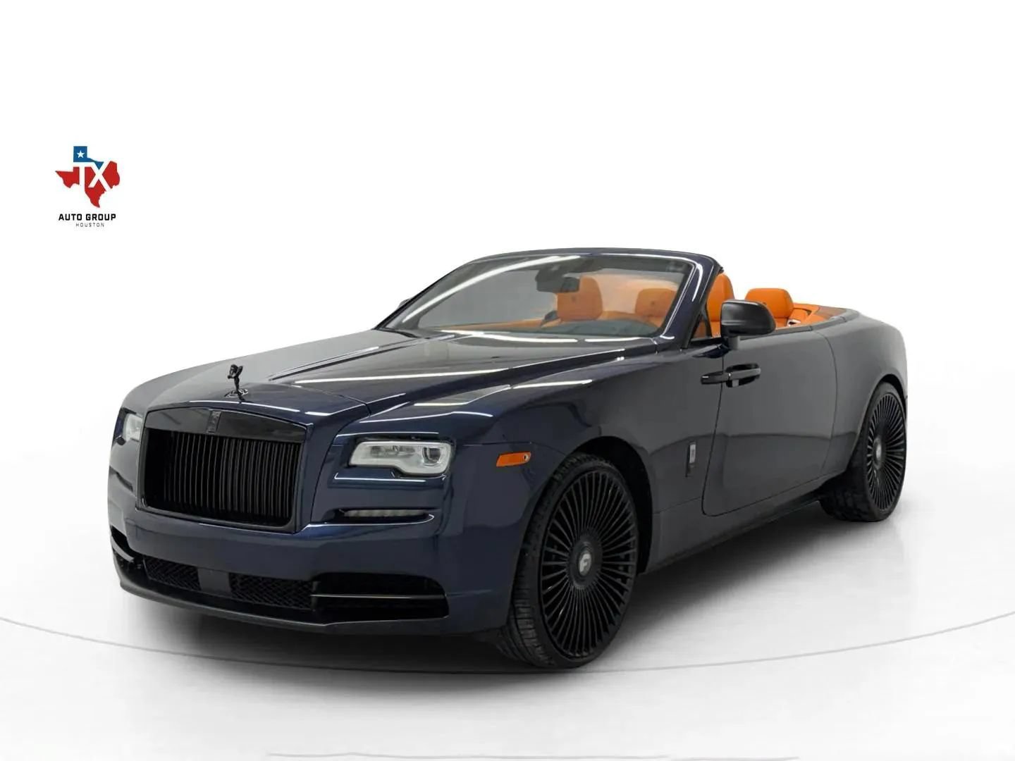 Used 2017 Rolls-Royce Dawn RWD image 55