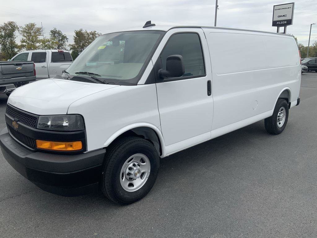 New 2025 Chevrolet Express 3500 Extended w/ Driver Convenience Package image 5