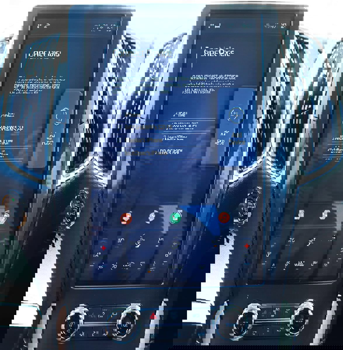 Used 2024 Ford Edge SEL image 46