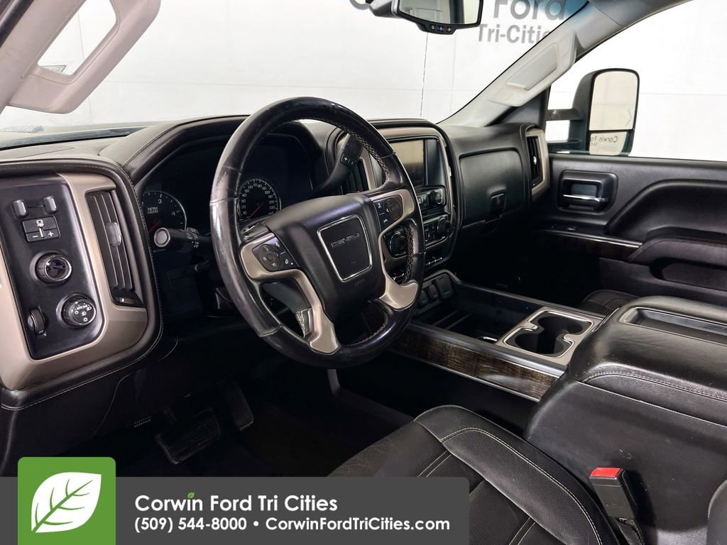 Used 2015 GMC Sierra 3500 Denali w/ Duramax Plus Package image 3