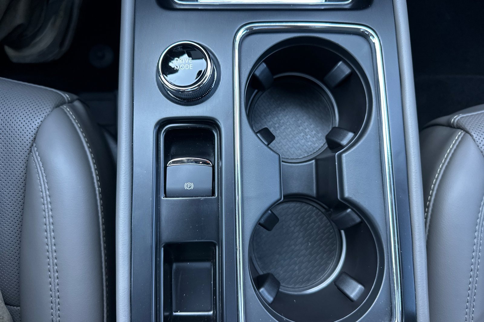 New 2025 Lincoln Corsair Reserve image 28