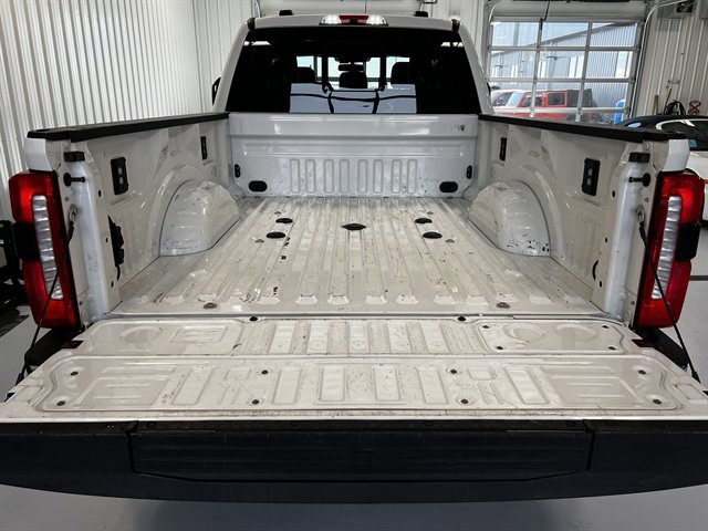 Used 2024 Ford F350 Lariat w/ Chrome Package image 18