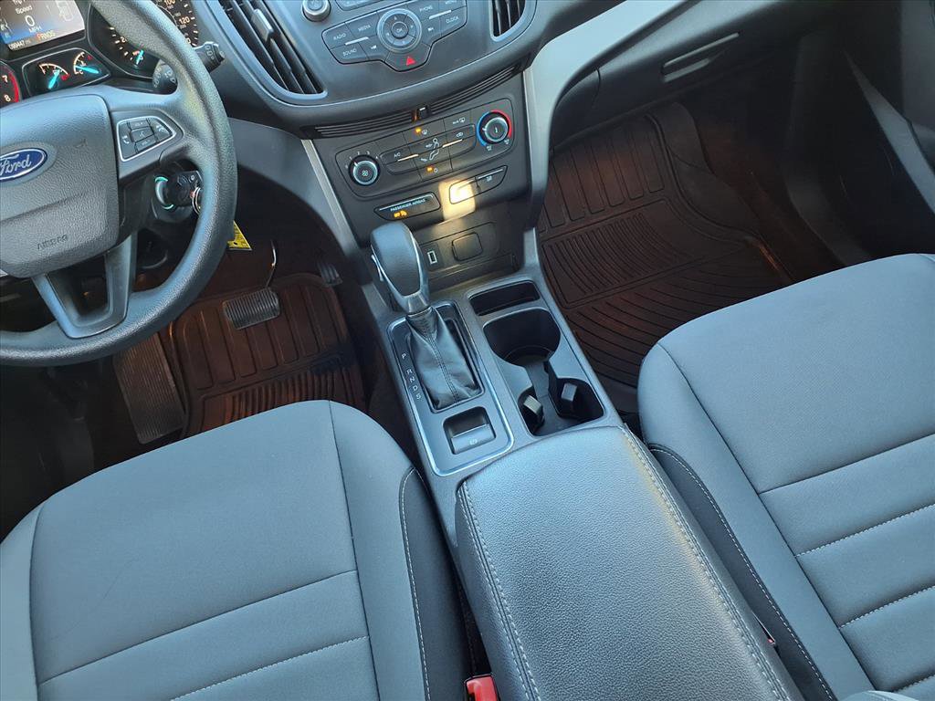 Used 2019 Ford Escape S image 8