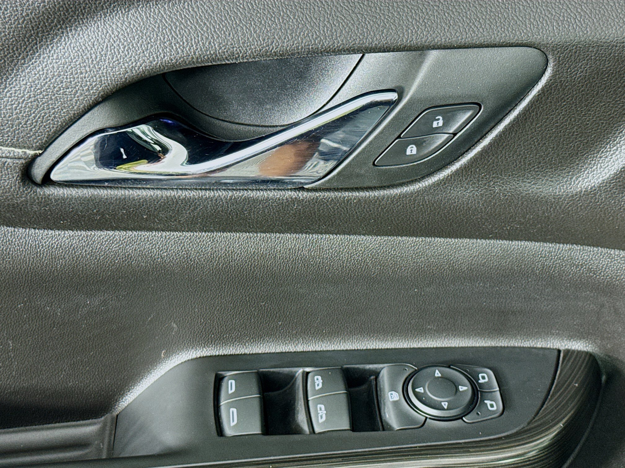 Used 2023 GMC Acadia SLT w/ Elevation Edition FWD image 22