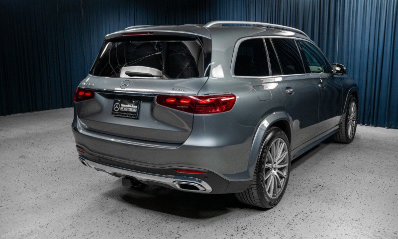 Certified 2025 Mercedes-Benz GLS 450 4MATIC image 5