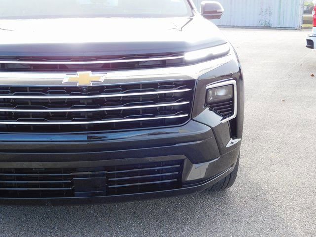 Used 2025 Chevrolet Traverse High Country w/ LPO, Floor Liner Package image 9