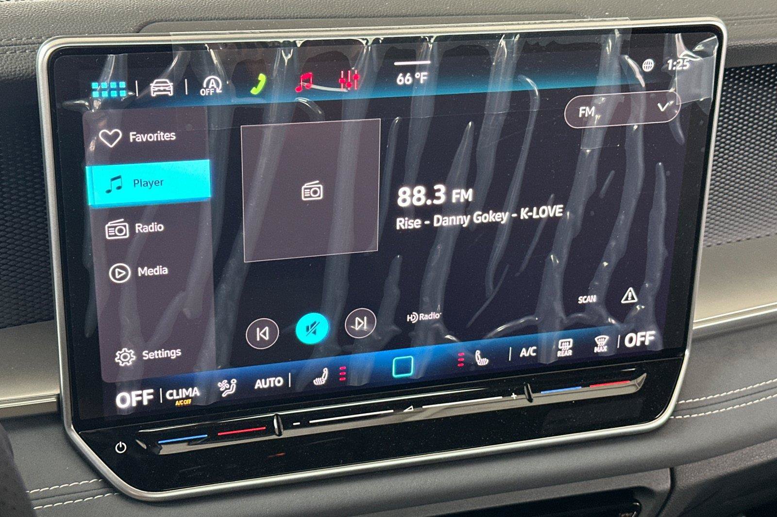 New 2026 Volkswagen Tiguan SE R-Line AWD/4WD image 17